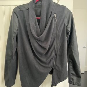 Black suede/ fake leather jacket (S)